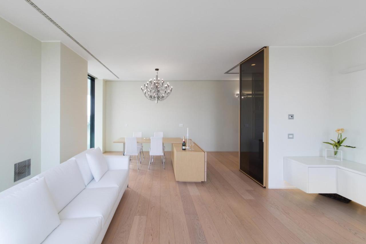 Stylish Elegant Suite In Torre Solaria With Exclusive Milan'S View Exterior foto