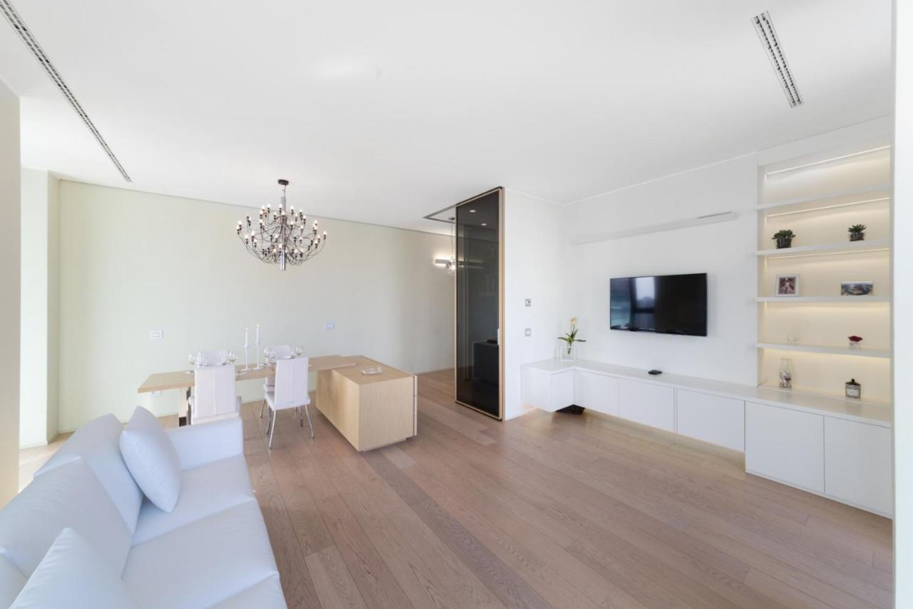 Stylish Elegant Suite In Torre Solaria With Exclusive Milan'S View Exterior foto